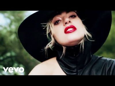 Lady Gaga – John Wayne